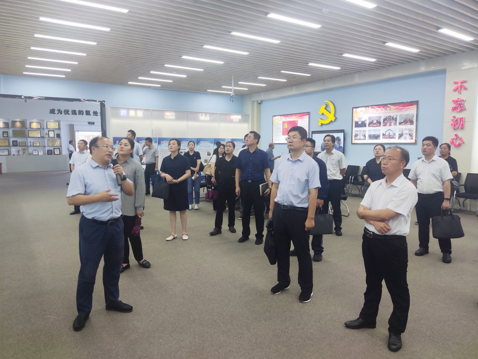 2024年7月17日，市國資委系統(tǒng)在公司開展“三組聯(lián)建”現(xiàn)場觀摩1（公司展廳）_副本